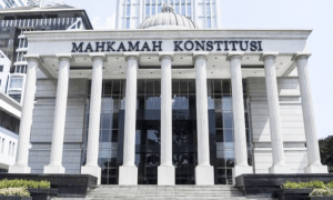 MK Kabulkan Gugatan Soal Kuota Internet Hangus
