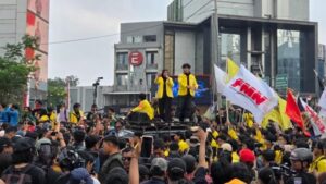 BEM UI: Hentikan Program MBG dan KDMP