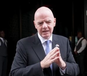 Menunggu Mundurnya Gianni Infantino dari Puncak Kekuasaan FIFA