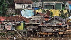 Data BPS: 18,01 Juta Rumah Tangga di Indonesia Tinggal di Rumah tak Layak Huni
